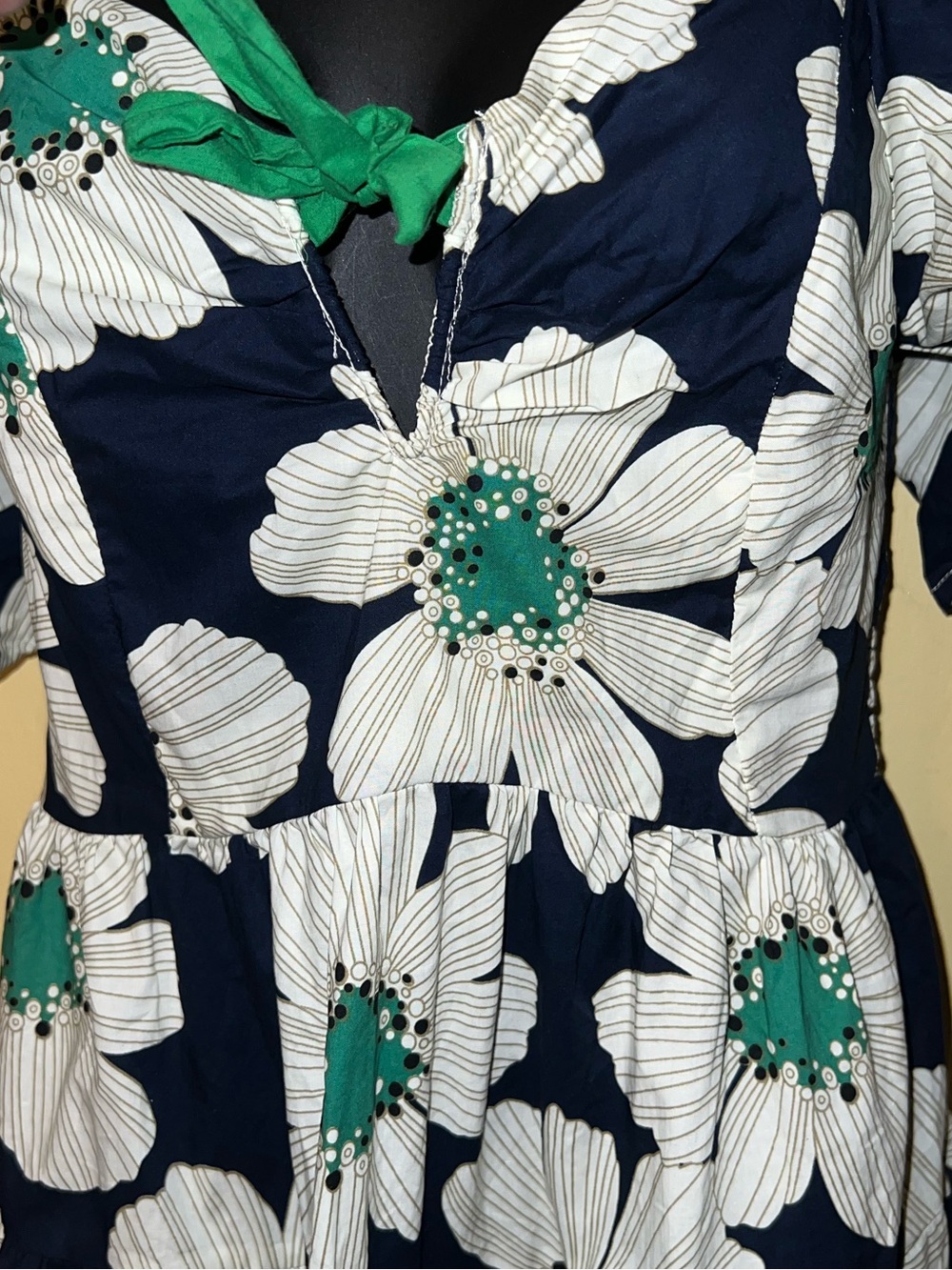 Umgee Navy Floral Green Ribbon Boho Smocked Short Puff Sleeve Mini Dress Size S - Picture 4 of 11